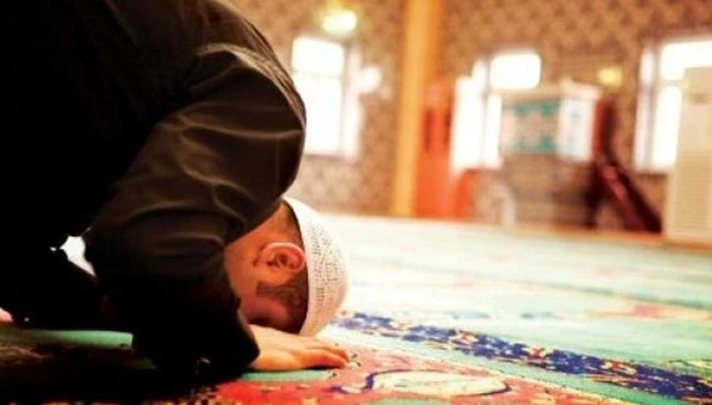 Namazın içindeki farzlar nelerdir?