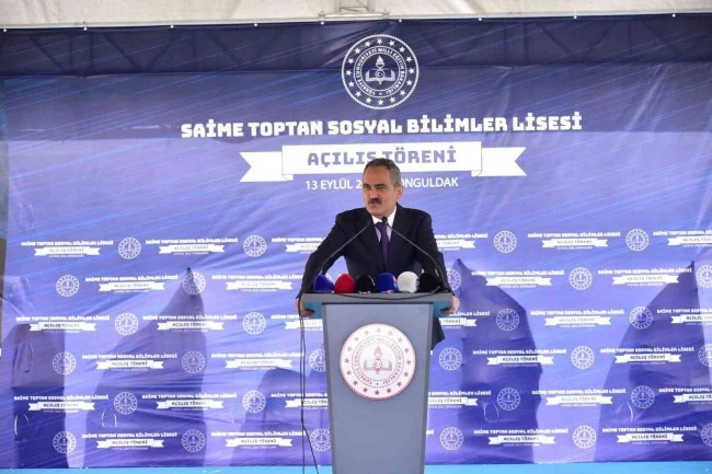 Bakan Özer, 