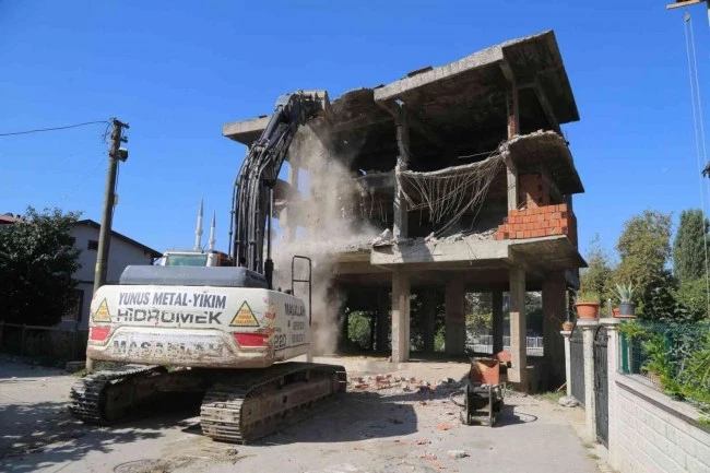 Asrın felaketini yaşayan Gölcük